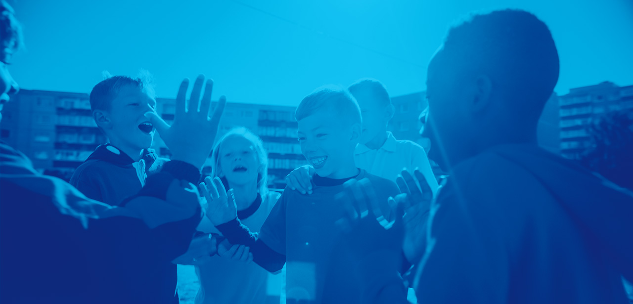 Visuel d'enfants en train de jouer ensemble