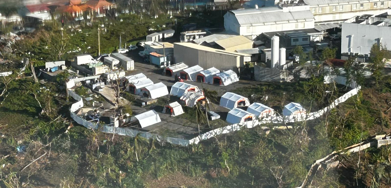 Visuel de la base de vie à Mayotte suite au passage du cyclone Chido