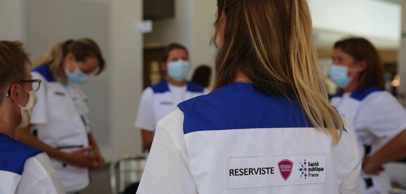visuel représentant une équipe de la Réserve Sanitaire